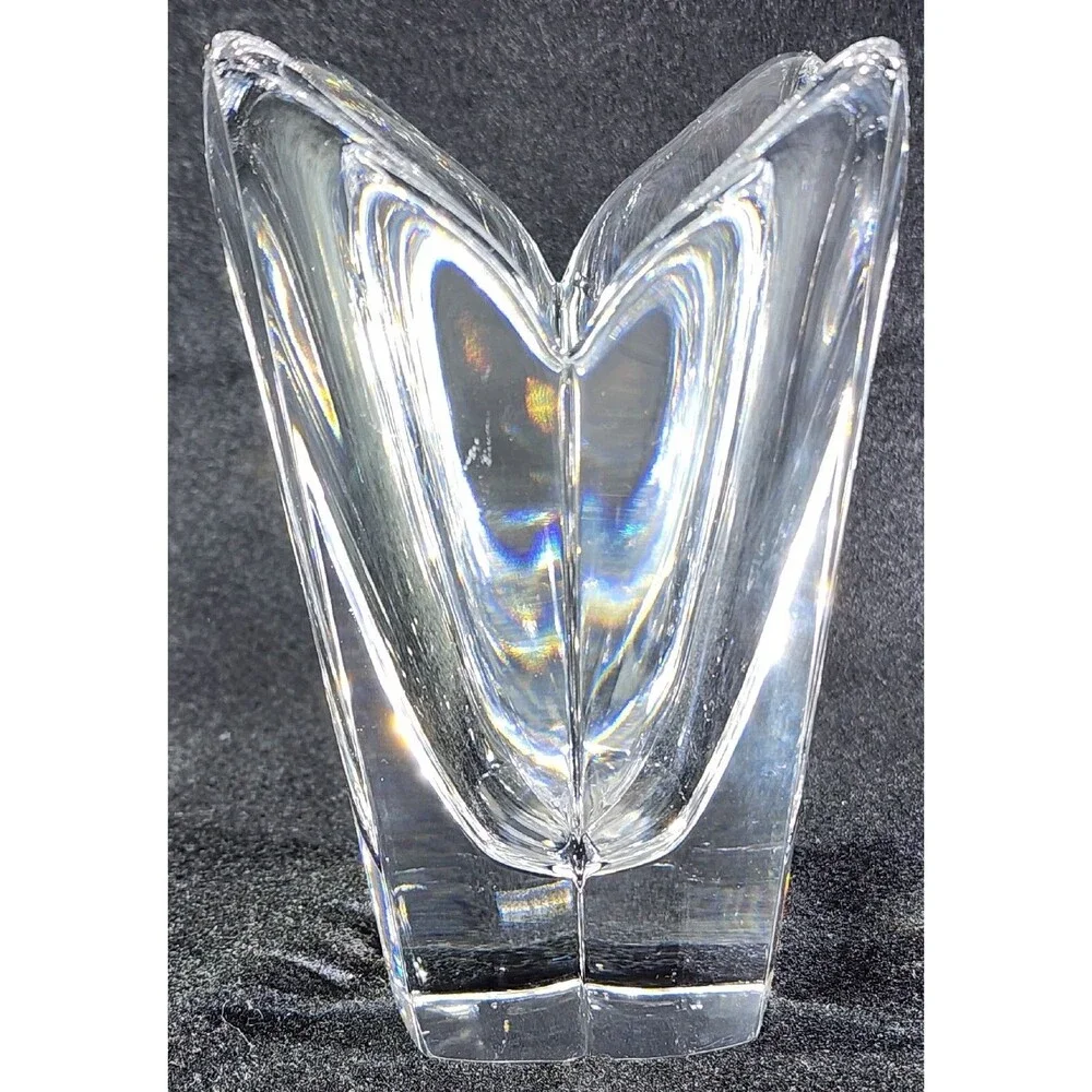 Orrefors Sweden Stunning Crystal ~ LOTUS Flower Vase ~ Signed By Orrefors